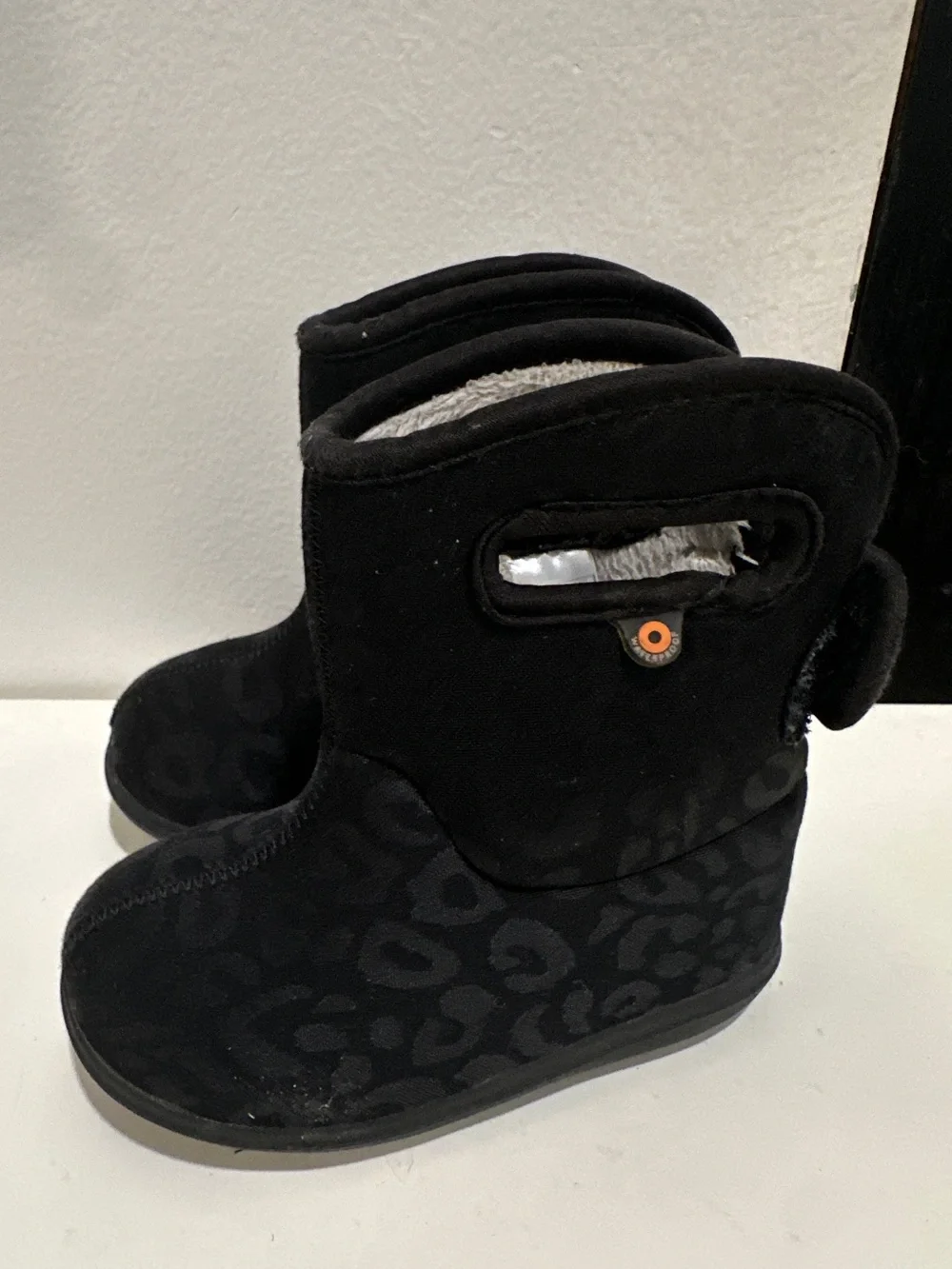 Bogs II Metallic Black Leopard Snow Boots Baby Infant Sz US 7